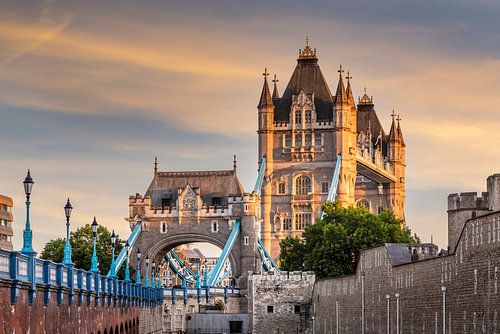 Tower Bridge in het avondlicht