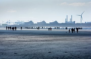 Hoek van Holland winterzon van Peter Hofwegen