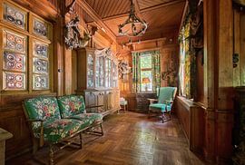 Hunters House by Linda Lu