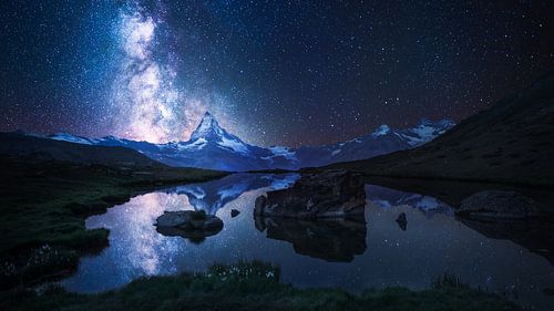 Matterhorn bij nacht