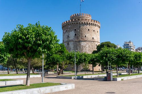 Tour blanche avec parc Thessalonique Architecture Grèce