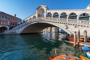 Rialtobrug Venetië van Alex Neumayer