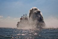 Rainbowing Dredger by Guido Akster thumbnail