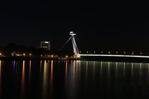 Brücke bei Nacht 