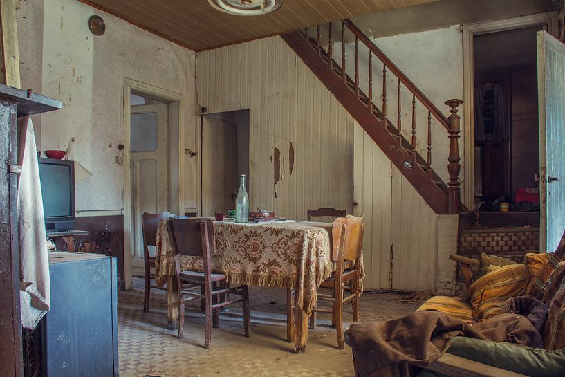 Abandoned farm by Tim Vlielander