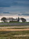 De waddendijk bij Paesens Moddergat met kerktoren von Harrie Muis Miniaturansicht