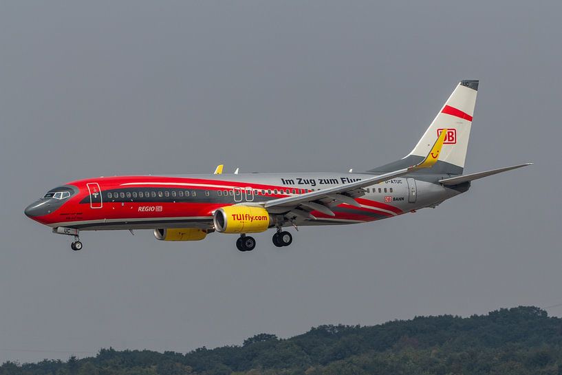 TUI fly Boeing 737-800 with a very nice special livery: Im Zug zus Flug! by Jaap van den Berg
