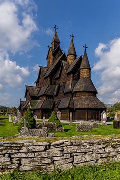 Heddal Staafkerk, Noorwegen van Adelheid Smitt
