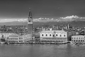 Venice Skyline Panorama zwart-wit van Manfred Voss, Schwarz-weiss Fotografie
