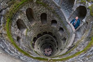 Quinta da Regaleira - Initiation well van Daniel Van der Brug