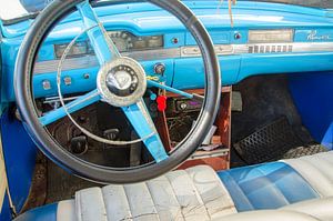 Blauwe oldtimer auto interieur van Ellinor Creation