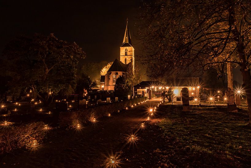 Lichtabend in der Jacobuskirche in Rolde von Fred van Bergeijk