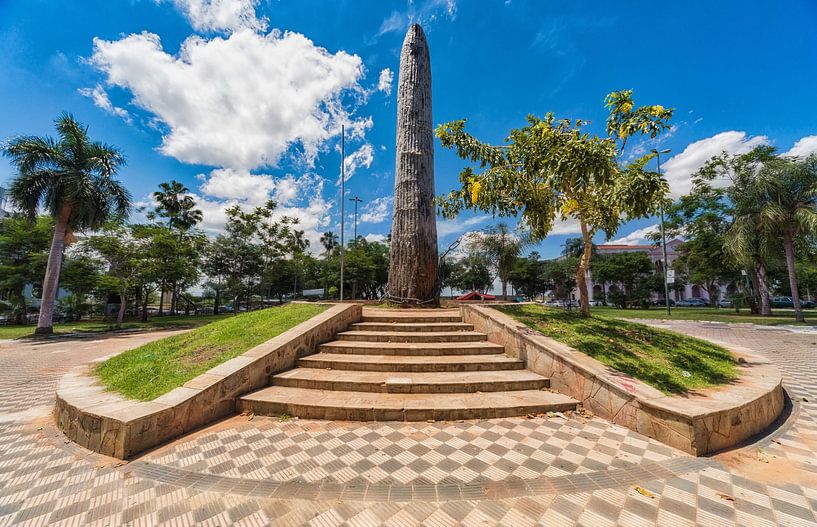Obelisk in front of the Pink Cabildo, National Congress Museum in Asuncion, Paraguay, South America by Jan Schneckenhaus