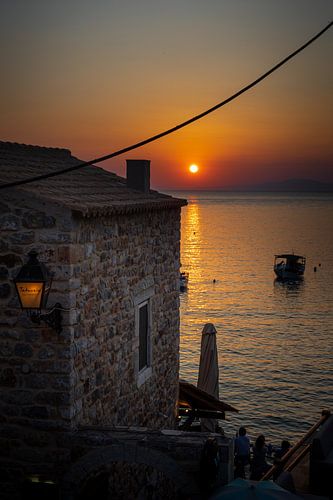 Coucher de soleil à Limeni (Grèce, Péloponnèse)