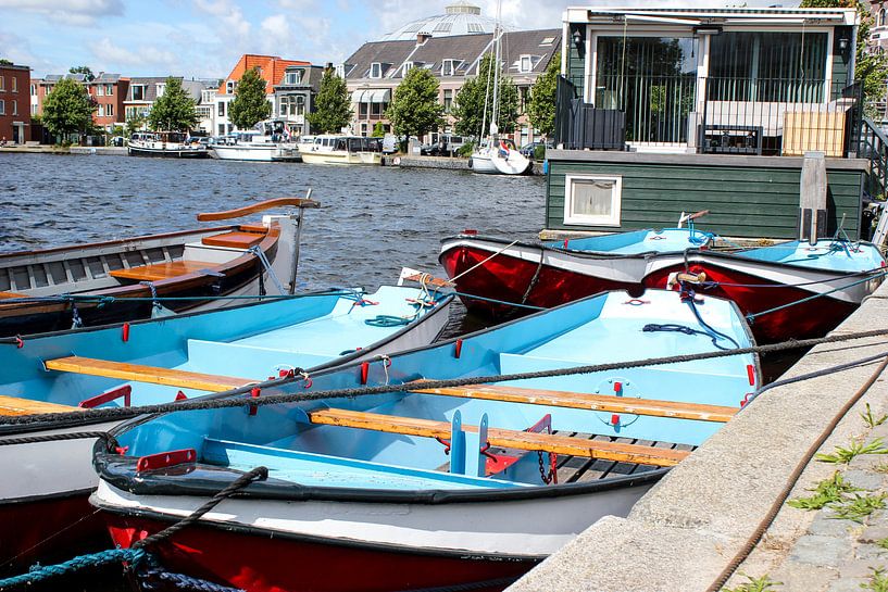 bootjes in Holland par Erik Koks