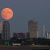 Vollmond Stadt Rotterdam von Brandon Bouwman