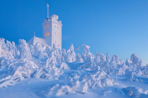Blue hour at the weather station by Daniela Beyer