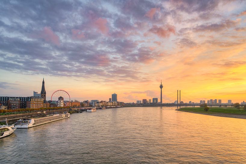 Düsseldorf skyline at sunset by Michael Valjak