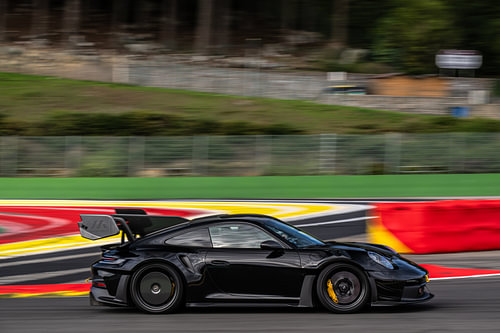 Porsche 992 GT3 RS Manthey Racing