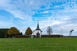 Ouren church by Merijn Loch