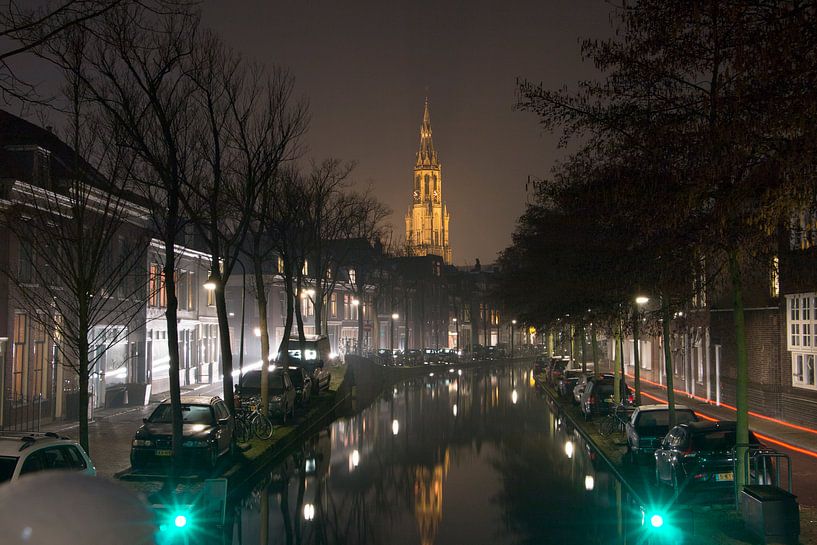 Nieuwe Kerk Delft 's-avonds van Marcel Lodders