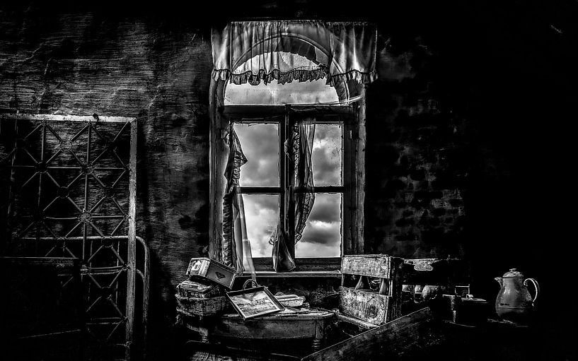 Shadows of the Attic by Roy Janssen