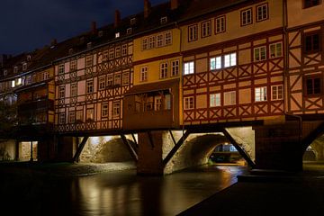 Krämerbrücke bij nacht van Heiko Kueverling