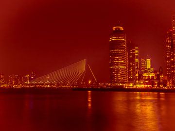 Rotterdam - omgeving Erasmusbrug in kleur van Ineke Duijzer