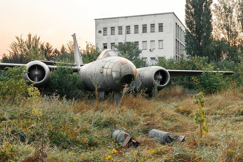 Abandoned aeroplane at sunrise by Times of Impermanence
