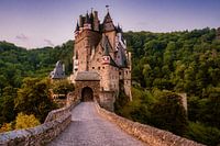 Burg Eltz in de vroege ochtend