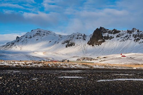 Vikurkirkja vue de la plage noire
