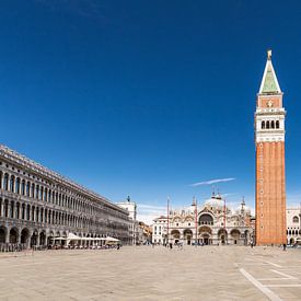 Marktplatz mit Dogenpalast in Venedig von Gerald Lechner