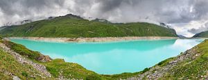 Panorama turquoise meer van Moiry Zwitserland von Dennis van de Water
