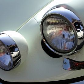 Citroën DS in Paris under the Eifeltower von Kristel van den Boom