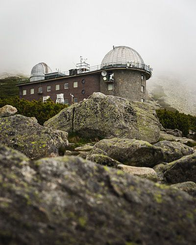 Observatorium in de bergen van Slowakije
