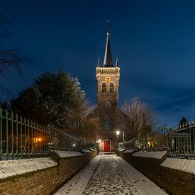 Elsloo am Abend im Winter bei Schnee von Maurice Meerten