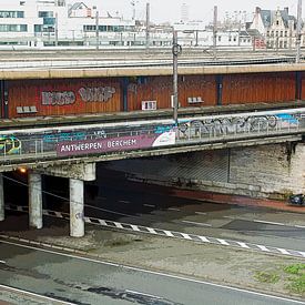 viaduct Antwerpen Berchem van Henriette Tischler van Sleen