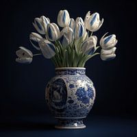 Witte tulpen in vaas