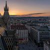 coucher de soleil dans la ville d'Autriche en pleurs. sur Robinotof