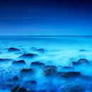 Blue on the rocks van Ruud Peters thumbnail