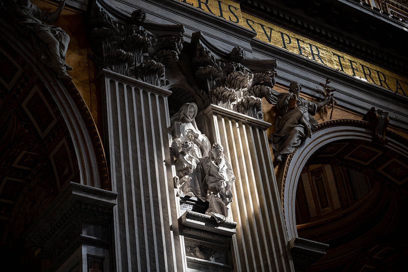 Inside St Peter's Basilica by Karsten Rahn