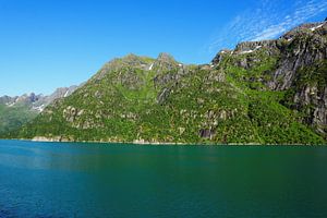 Ein Sonnentag am Sløverfjorden