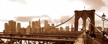 Brooklyn Bridge Sepia Panorama van Paul van Baardwijk