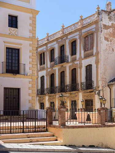 Facades in Ronda. by René Weijers
