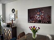 Kundenfoto: Balthasar van der Ast, Stillleben mit Obstkorb, eine Vase mit Blumen und Muscheln