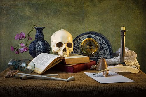 De klok tikt maar door....