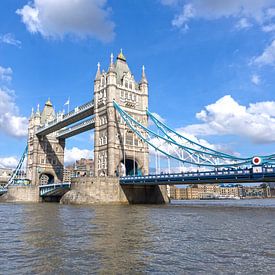 Tower Bridge London van Tineke Visscher