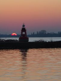 Aalsmeer-Licht auf dem Wasser von Gaby  van der Peijl