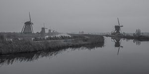 Kinderdijk Mühlen in schwarz-weiß - 3 von Tux Photography
