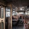 Interieur van een oude bus van Inge van den Brande